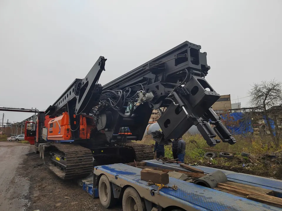 Сваебой на базе экскаватора LonKing CDM 6396